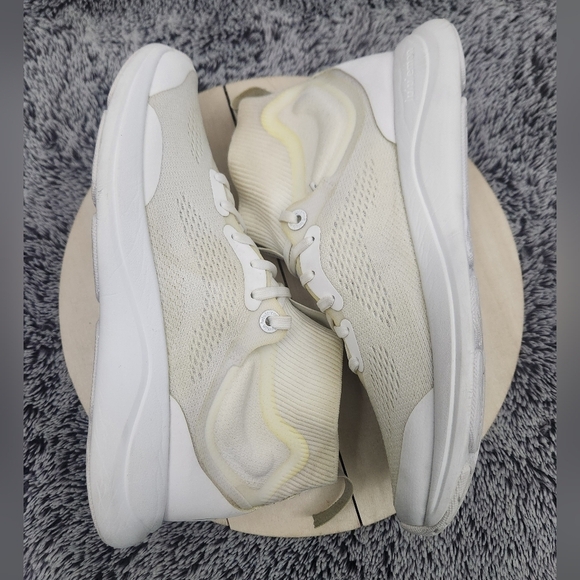 Lululemon Chargefeel Mid Women's Workout Shoe WHT/ANCH/WHT Size 8.5 - Picture 5 of 9